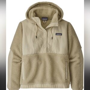 Patagonia Shelled Retro-X fleece in cream size L